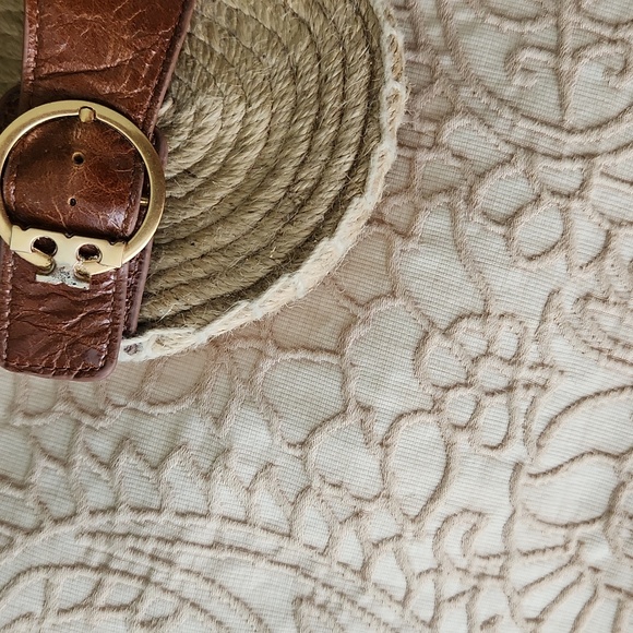 Tory Burcch Brown Leather Sandals with Gold Buckles - Picture 4 of 6